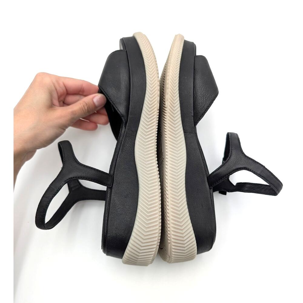 Eileen Fisher Ario Sporty Leather Wedge Sandals Women's Black Size US8 EU38 - Picture 5 of 10